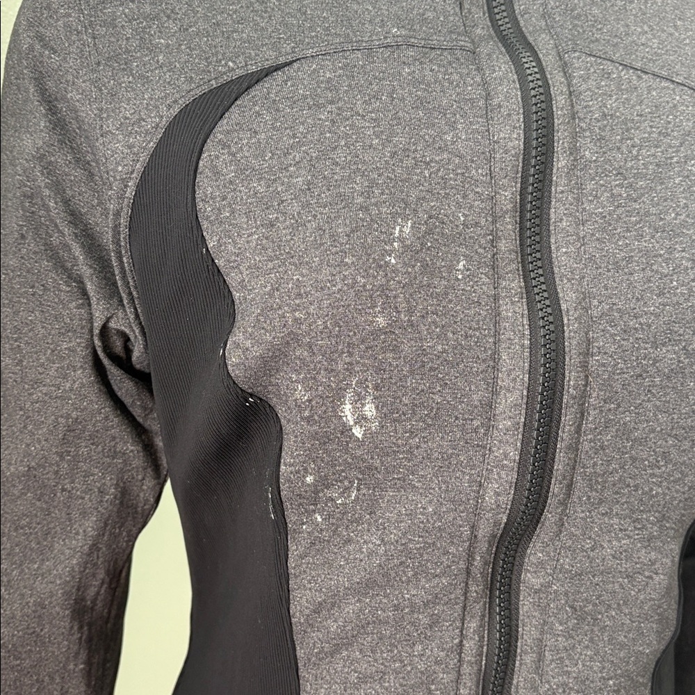 Lululemon reversible dance to studio jacket size 8 - flawed - Picture 9 of 11